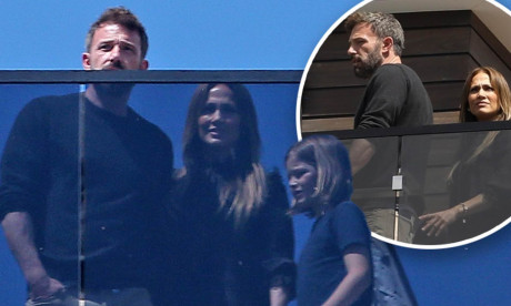 Jennifer Lopez And Fiance Ben Affleck Spotted House Hunting With His Son Samuel In La Daily Mail Online