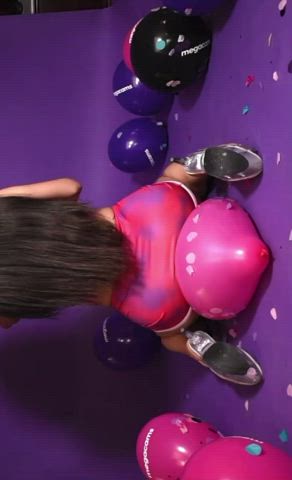 18 Years mature booty Balloons Facesitting Mia Khalifa Slow Motion TikTok Twerking Porn GIF