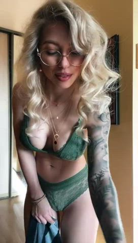 big melons Busty TikTok Porn GIF