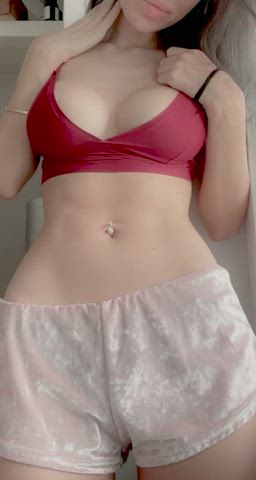 Babe large tits melons cunt twat Lips teen Telari Love melons Porn GIF