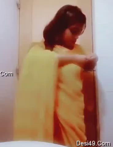 Bathroom monstrous behind breasts Desi GF Saree Strip Porn GIF