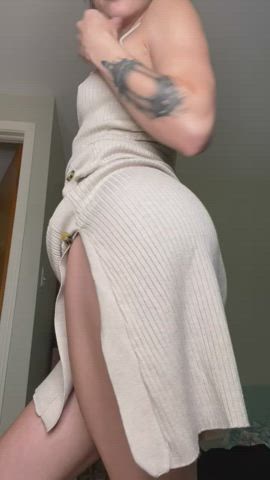 behind butt Bubble behind Dress Fitness Muscles Muscular chick girl broad OnlyFans Undressing Porn GIF