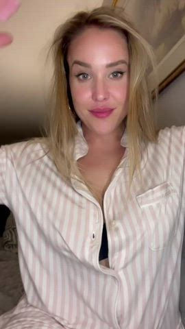 huge titties blondie melons MILF Natural boobs Nipples Smile tits Titty Drop Porn GIF