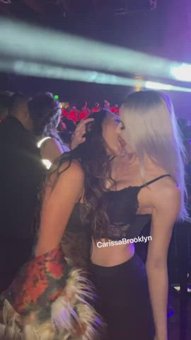 Club Flashing skanks Kissing Lesbian Lesbians Public Porn GIF