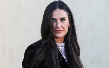 Demi Moore Goes Nude For Harper S Bazaar Talks Sobriety Miscarriage